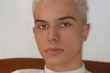 (FOTO) DA SRCE PREPUKNE OD TUGE! Vojaž se konačno javno oglasio: ZBOG OVE LJUBAVI KOJU OSEĆAM NASTAVIĆU BORBU!