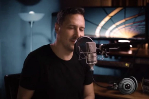 OGLASIO SE PEĐA BLIZANAC NAKON AFERE ANE I TOŠIČA! Evo šta je rekao!