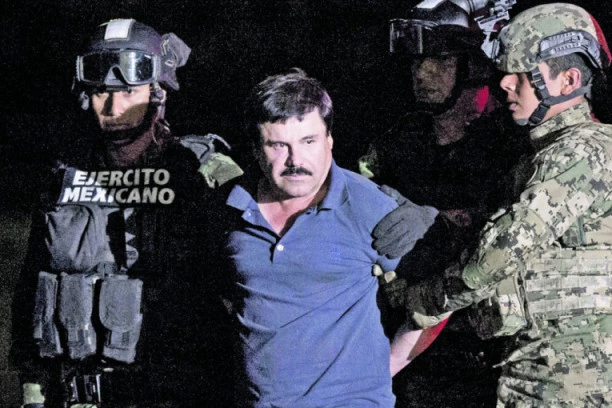 "POSTAVILI MU ZASEDU I NATERALI GA DA UĐE U AVION" El Čapov sin oteo šefa ozloglašenog narkokartela i odveo ga u Ameriku?