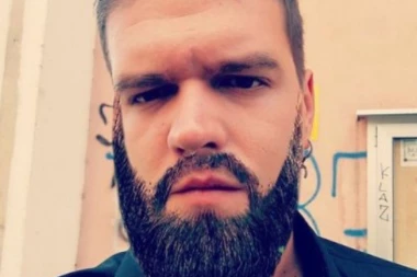 MLADA ZVEZDA GRANDA OTKRIO KO MU JE OTAC pa odlučio da raskrinka estradu: SVE ĆU ISPRIČATI AKO ME NAČEPE!