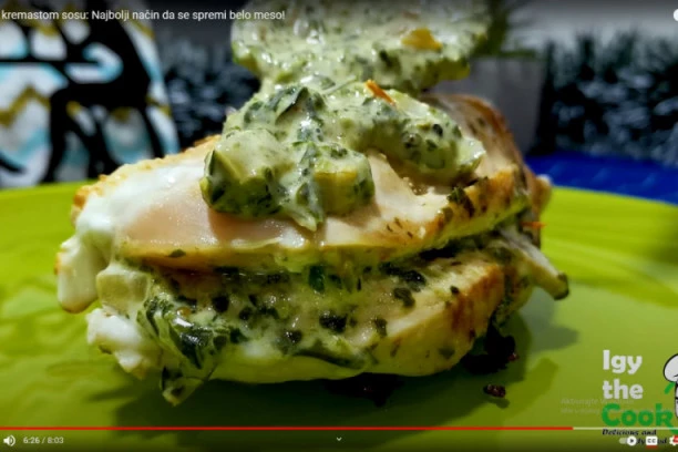 (VIDEO) PILEĆE BELO MESO PUNJENO FENOMENALNIM SOSOM! Ručak za čitavu porodicu
