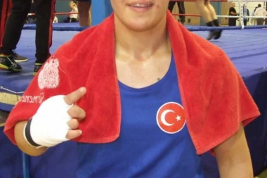 SPEKTAKL U SOMBORU: Svetska prvakinja u finalu 10. Kupa nacija!