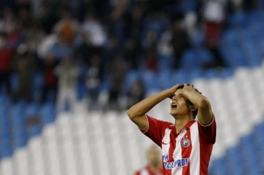 KALUĐEROVIĆ I DALJE STRAHUJE: Poznato zdravstveno stanje sina bivšeg asa Zvezde!