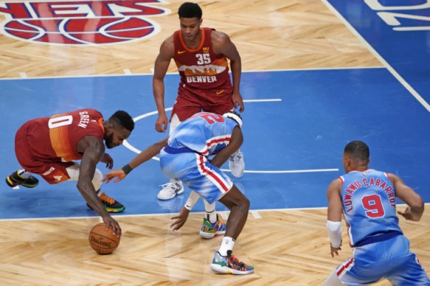 POTRESNA VEST IZ SAD: Zvezdi NBA lige otkriven tumor na bubregu