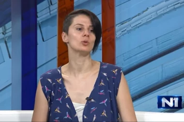 PSIHOLOŠKINJA PROLUPALA: Predviđa GRAĐANSKI RAT, a N1 to promoviše!