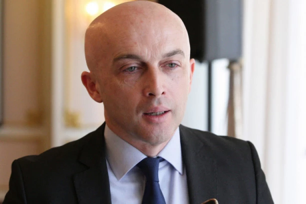 AMERI SE TRESU ZBOG UJEDINJENJA SRBA: Politikolog detaljno analizirao sadržaj non-pejpera!