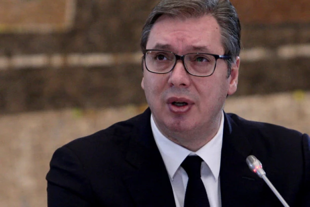 VUČIĆ OTKRIO KADA ĆE SE VAKCINISATI I KOJOM VAKCINOM