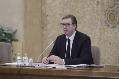 PREDSEDNIK VUČIĆ ODGOVORIO ZVANIČNICIMA RS: Sastanak zakazan za sredu!