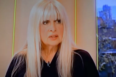 Uvukao me je u katedru i počeo da me pipka: Jelena Tinska potvrdila da je bila žrtva se*sualnog zlostavljanja!