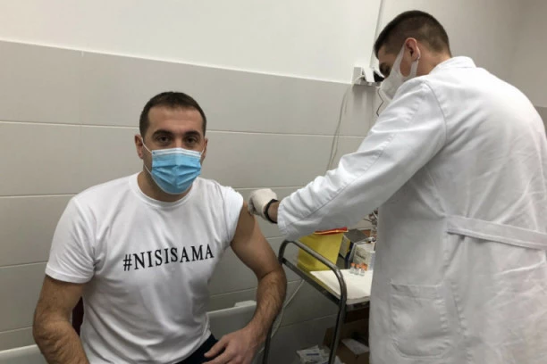 Slavko Gak: Zaposleni u školama da se vakcinišu u što većoj meri