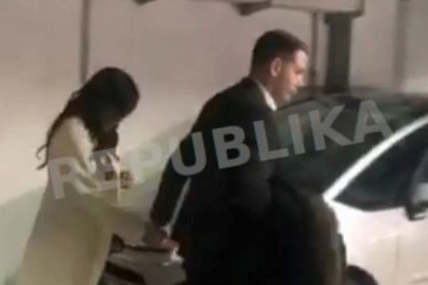(VIDEO) EKSKLUZIVNI PAPARACO: Evo kod koga je Ceca otišla sa deckom!