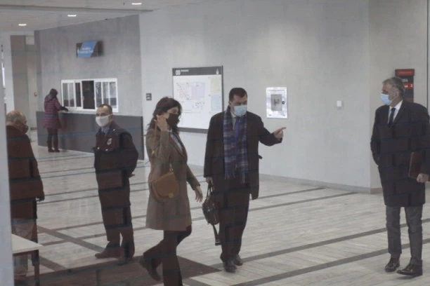 Otac glumice Ive Ilinčić EMOTIVNIM rečima izašao iz sudnice: "Danas sam ipak malo više otac"