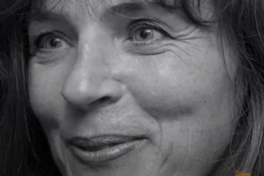 SRAMOTNIM ČLANKOM HRVATSKOG LISTA OBEZVREDILI pokojnu glumicu: Brutalne uvrede na račun Mire Furlan kao žene LAKOG MORALA navukle gnev naroda! (FOTO)