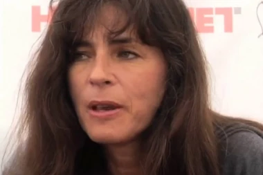 MIRA FURLAN PRED SMRT OSTAVILA POTRESNO PISMO SINU! Njene reči cepaju dušu na komade! (FOTO)