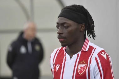 "DELIJE" U PANICI: Jedan detalj sa meča protiv Slaska je ZABRINUO sve na "Marakani"!