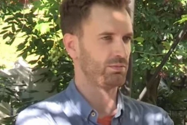 DA LI SE ZBOG NJE RAZVODI MOMČILO OTAŠEVIĆ?! Šuška se da je prevario Jelenu sa OVOM GLUMICOM koja je pravi SKANDAL MAJSTOR! (FOTO)