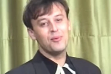 (FOTO) KO FENIKS IZ PEPELA! Mislili ste da je nestao, A EVO KAKO DANAS IZGLEDA ZABORAVLJENA LEGENDA BOBAN ZDRAVKOVIĆ!