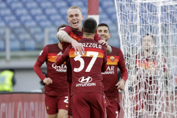 KIŠA GOLOVA U SERIJI A: Pelegrini u nadoknadi SRUŠIO Speciju!