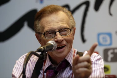 ŠOK INTERVJUI! LERI KINGA ZANIMALA SRBIJA: Olbrajtova priznala da je živela u Beogradu, Divac uživo o bombardovanju, a tek šta mu je Milošević rekao!