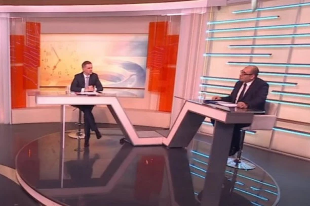 DŽABE TRAŽE ALIBI, DŽABE KRIVE VODITELJKU! Đukanović rasturio Stefanovića u TV duelu, PA POSLAO OVU PORUKU OPOZICIJI!