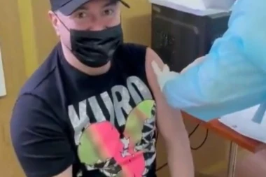 Đani se HITNO OGLASIO NAKON VAKCINE: Evo koju poruku je poslao fanovima! NEVERICA