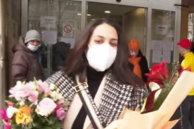 Glumica NAJEŽILA svojim emotivnom pričom: U ISTOM DANU SAZNALA DA JE TRUDNA I DOČEKALA JE SMRT U PORODICI!