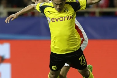 "GROBARIMA" PUNO SRCE: Kagava POTPISAO za crno-bele!