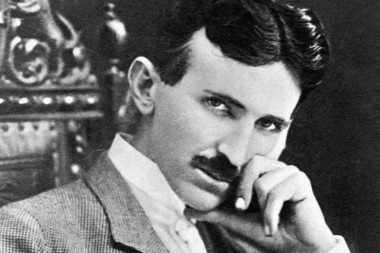 ODLUČIO DA SE POSVETI NAUCI, A NE LJUBAVI: Tesla je ceo život bio samac, ali JEDNA žena ga je potpuno OČARALA svojom izjavom!