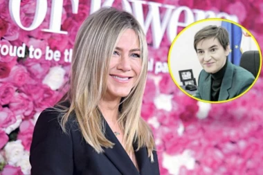 (FOTO) NAŠA PREMIJERKA OČARALA HOLIVUDSKU GLUMICU: Dženifer Aniston uvrstila Anu Brnabić među najmoćnije žene sveta!