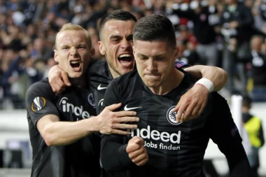 Ajntrahtove Srbende JURE LIGU ŠAMPIONA, Bajern dominantan protiv Hofenhajma u nastavku Bundeslige!