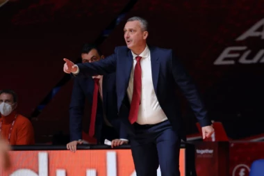 AGONIJA PREDUGO TRAJE: Radonjić uzdržan pred Bajern!