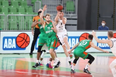 TOTALNI KOLAPS: Odložen derbi ABA lige!