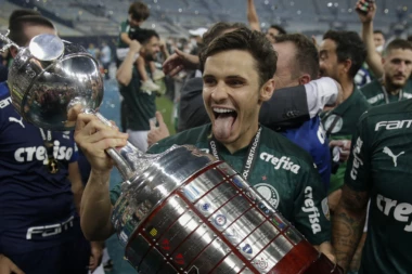 GLUMA ZA OSKARA: Postigao gol za titulu, ali i simulirao za medalju! (VIDEO)