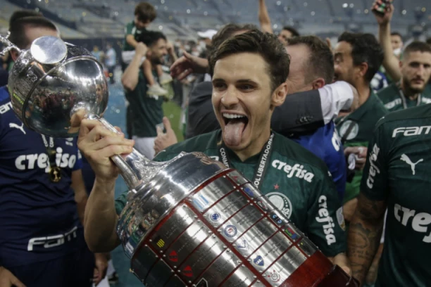 GLUMA ZA OSKARA: Postigao gol za titulu, ali i simulirao za medalju! (VIDEO)