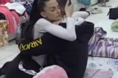 PLAŠE SE DA ĆE IZGUBITI SAV NOVAC: Roditelji repera Ša u strahu!