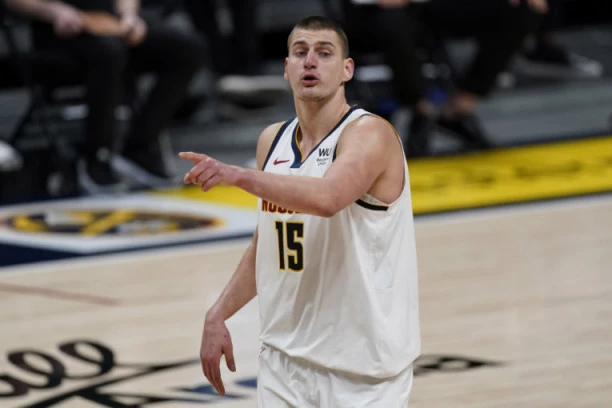 ŠOK IZ NBA: Jokiću oduzeli JEDAN SKOK samo da ne bi bio najbolji svih vremena!