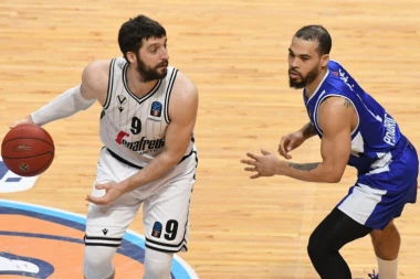 MOĆNI SRPSKI VIRTUS NASTAVLJA DA GAZI: Teodosić i Marković rastužili Milojevića i pokazali ko je gazda u grupi!