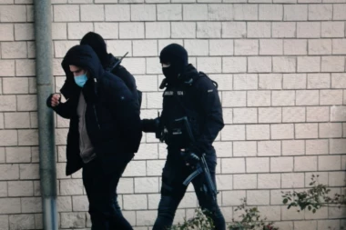 (FOTO) UHAPŠEN I SALE STRUJA: Novi detalji policijske akcije koja trese Srbiju!