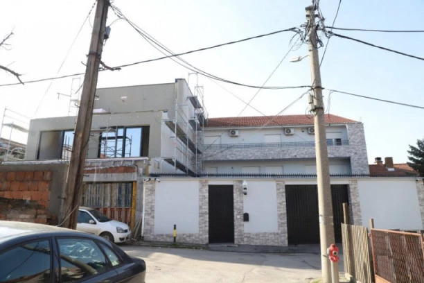 (FOTO, VIDEO) ŠILEROVA 2: Velja Nevolja zidao mračno utočište po uzoru na Zemunski klan!