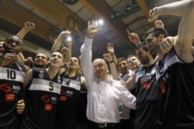 DOBRA, STARA VREMENA: Bivši košarkaš Partizana OGORČEN - naši stranci su pričali srpski, sad se igra samo za platu!