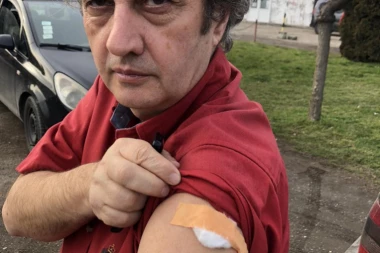 (FOTO) Evo šta je Milomir Marić rekao za Republiku posle vakcinacije!