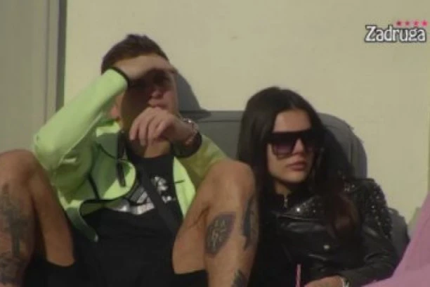 (VIDEO) SVE PUCA OD ROMANTIKE: Misica i Karić u ljubavnom zanosu!