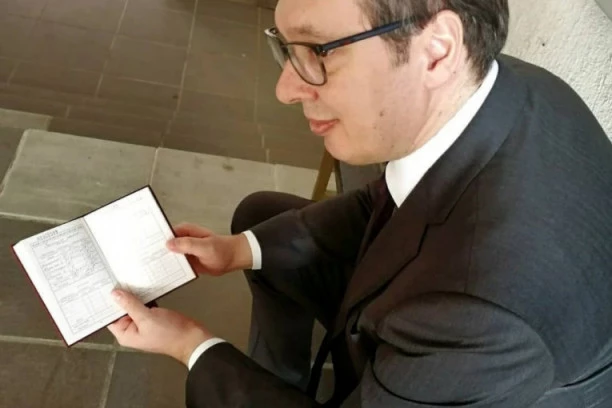 PRVI ISPIT, PA DESETKA! Predsednik Aleksandar Vučić napravio prvi korak ka trenerskoj karijeri!