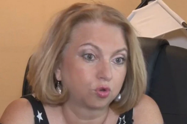 DA LI ŽENE KOJE PLANIRAJU TRUDNOĆU SMEJU DA PRIME VAKCINU PROTIV KORONE! Doktorka Fazlagić rešava dilemu!