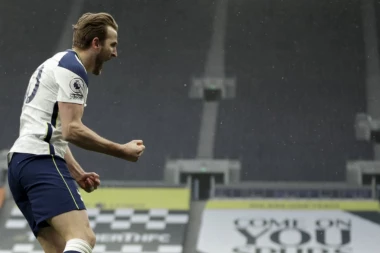 TRIJUMFALNI POVRATAK KEJNA: Totenhem SRUŠIO VBA i prekinuo crni niz!