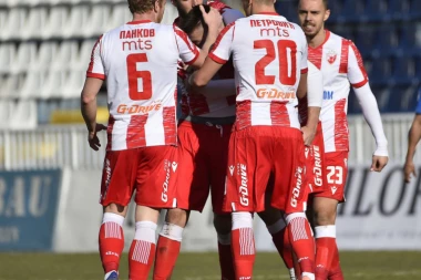 NIJE SAMO PENAL: "Delije" BESNE - Zvezda ŽESTOKO OŠTEĆENA u Novom Pazaru!