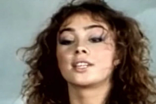 (FOTO) CELA BIVŠA JUGA JE LUDELA ZA OVOM GLUMICOM, A ONA SE UDALA ZA ITALIJANA: Igrala je u najpoznatijem filmu ikada, a šlogiraćete se kako danas izgleda!