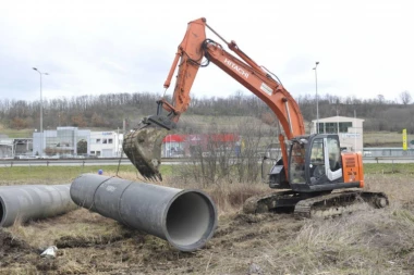 (FOTO) VAŽNE VESTI ZA SVE GRAĐANE GROCKE: Evo kada će biti završeno vodosnabdevanje!