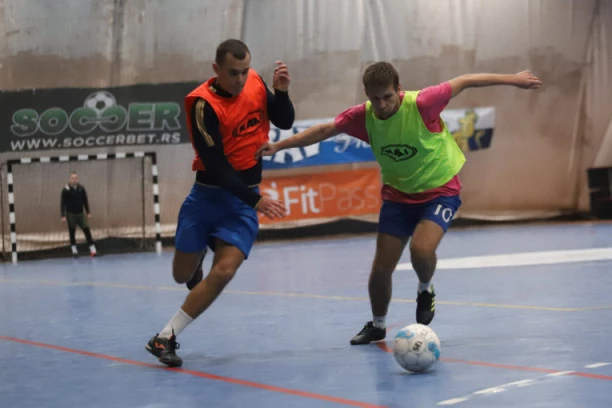 Pink uhvatio poslednji voz za F4 u Soccer Zlatnoj ligi