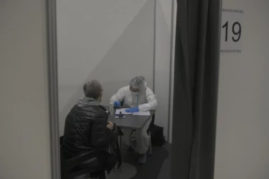 LEKARI GUBE LICENCU AKO SAVETUJU DA SE NE VAKCINIŠETE!? Lekarska komora Srbije pokreće proces zbog ugrožavanja javnog zdravlja!